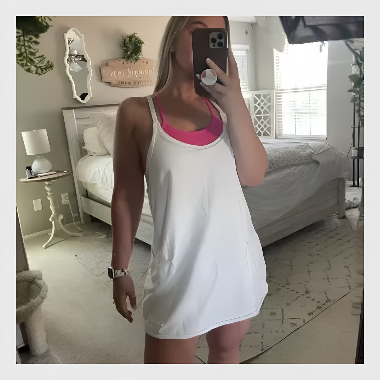 Minikjole med innebygd BH og shorts