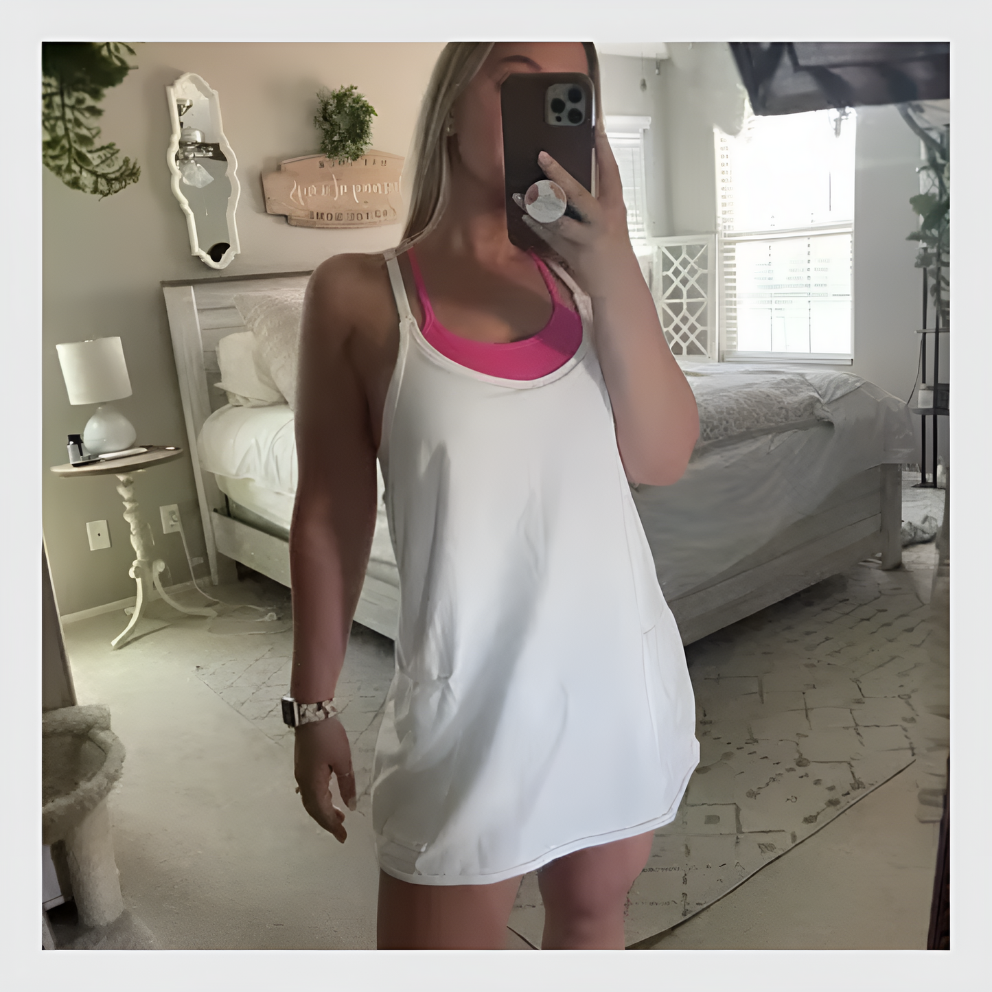 Minikjole med innebygd BH og shorts